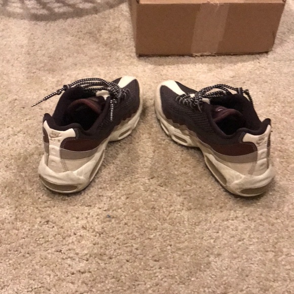Air max 95s size 8 - Picture 4 of 5